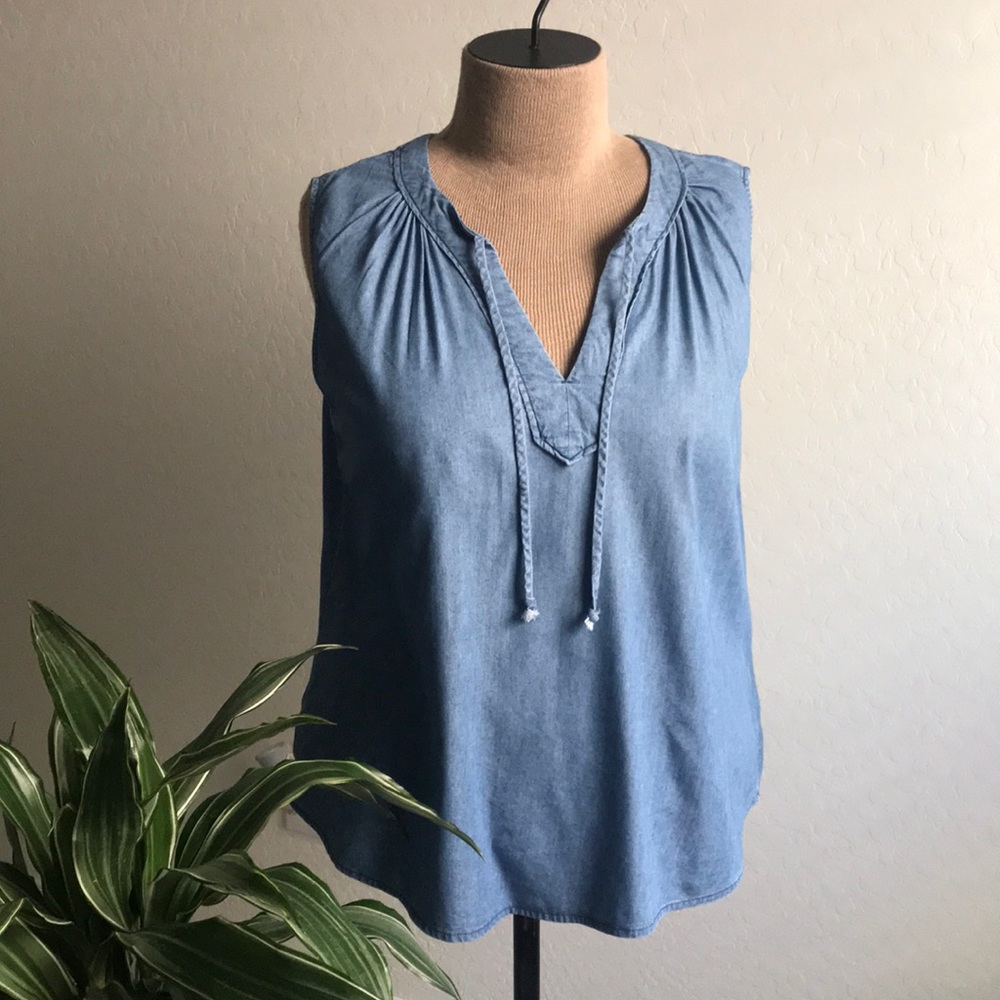 Old navy sleeveless top XL Blue
